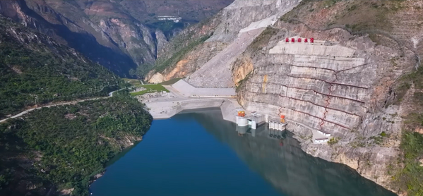 建成后水库全景.PNG